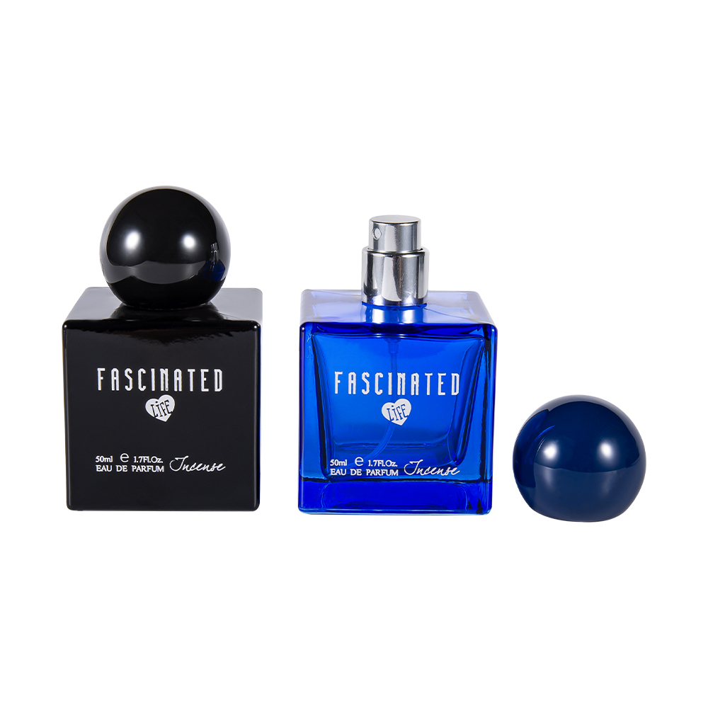 KY145-WJ2537 50ML キューブカラープリントガラス香水瓶、球面 UV プラスチックキャップ付き